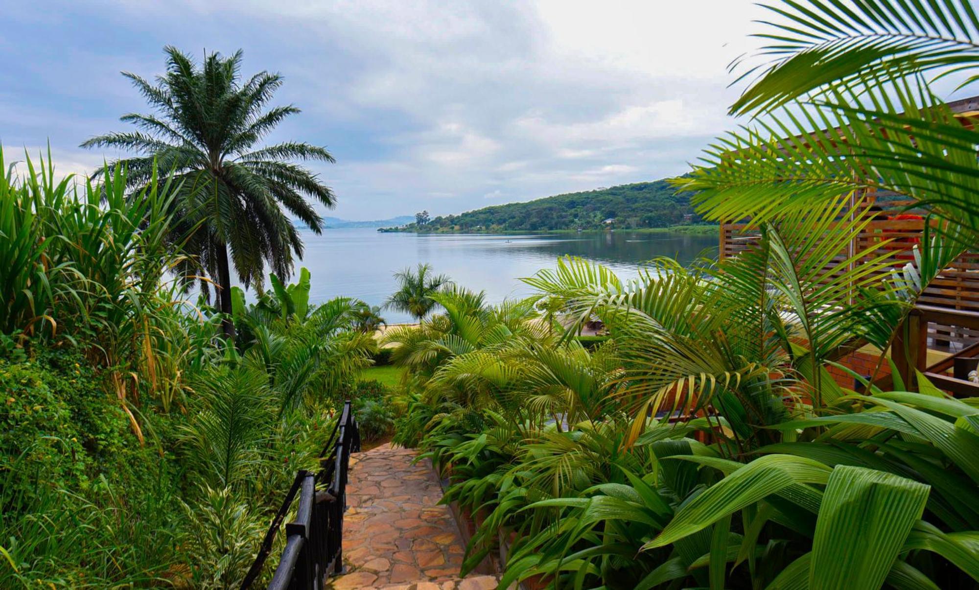 Divine Resort & Spa Кампала Экстерьер фото