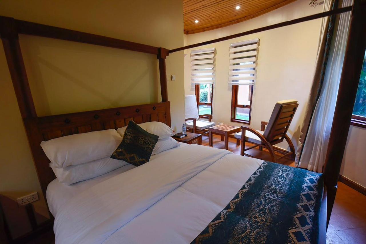 Divine Resort & Spa Кампала Экстерьер фото