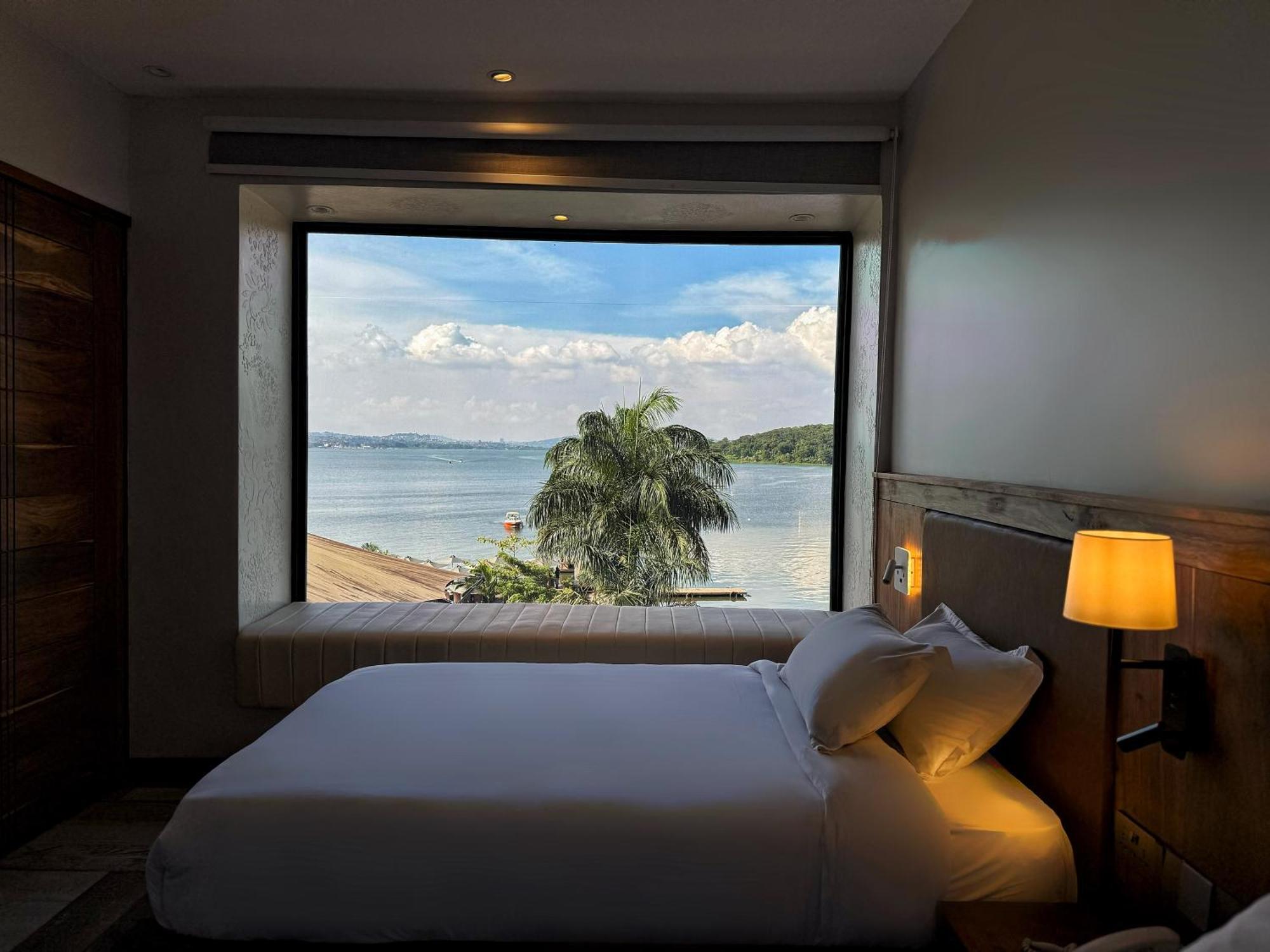 Divine Resort & Spa Кампала Экстерьер фото